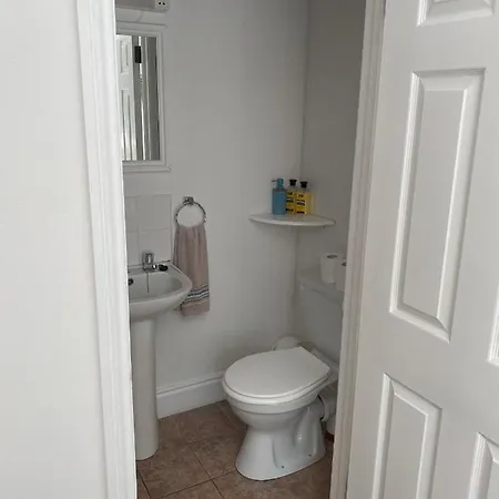 Quay Lodge *
