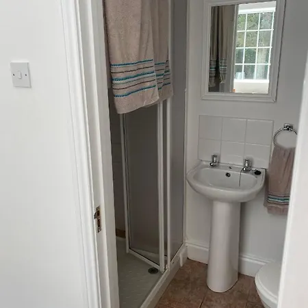 Quay Lodge *